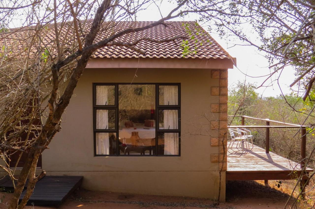 Umkhumbi Lodge Hluhluwe Ngoại thất bức ảnh